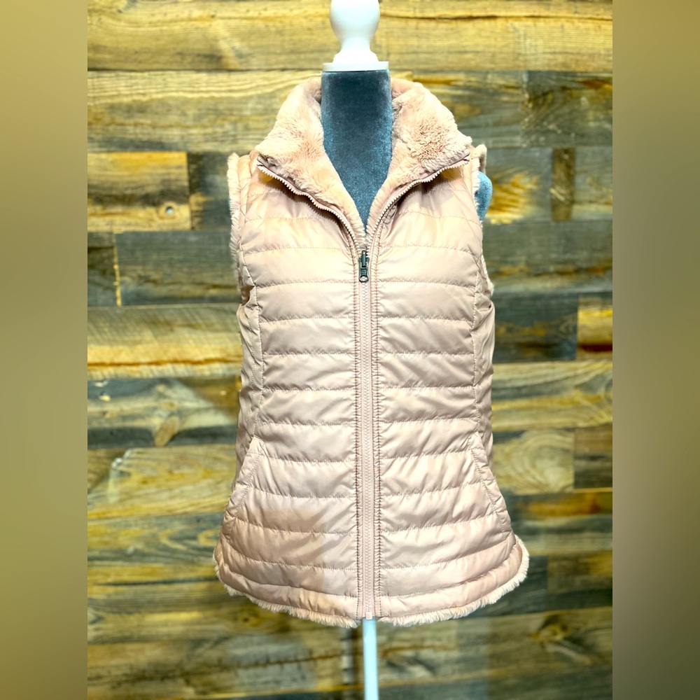 Nicole Miller Puffer Reversible Vest.  Size: M